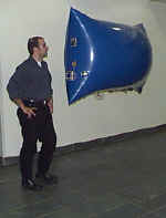 eric_blimp2.jpg (21152 bytes)